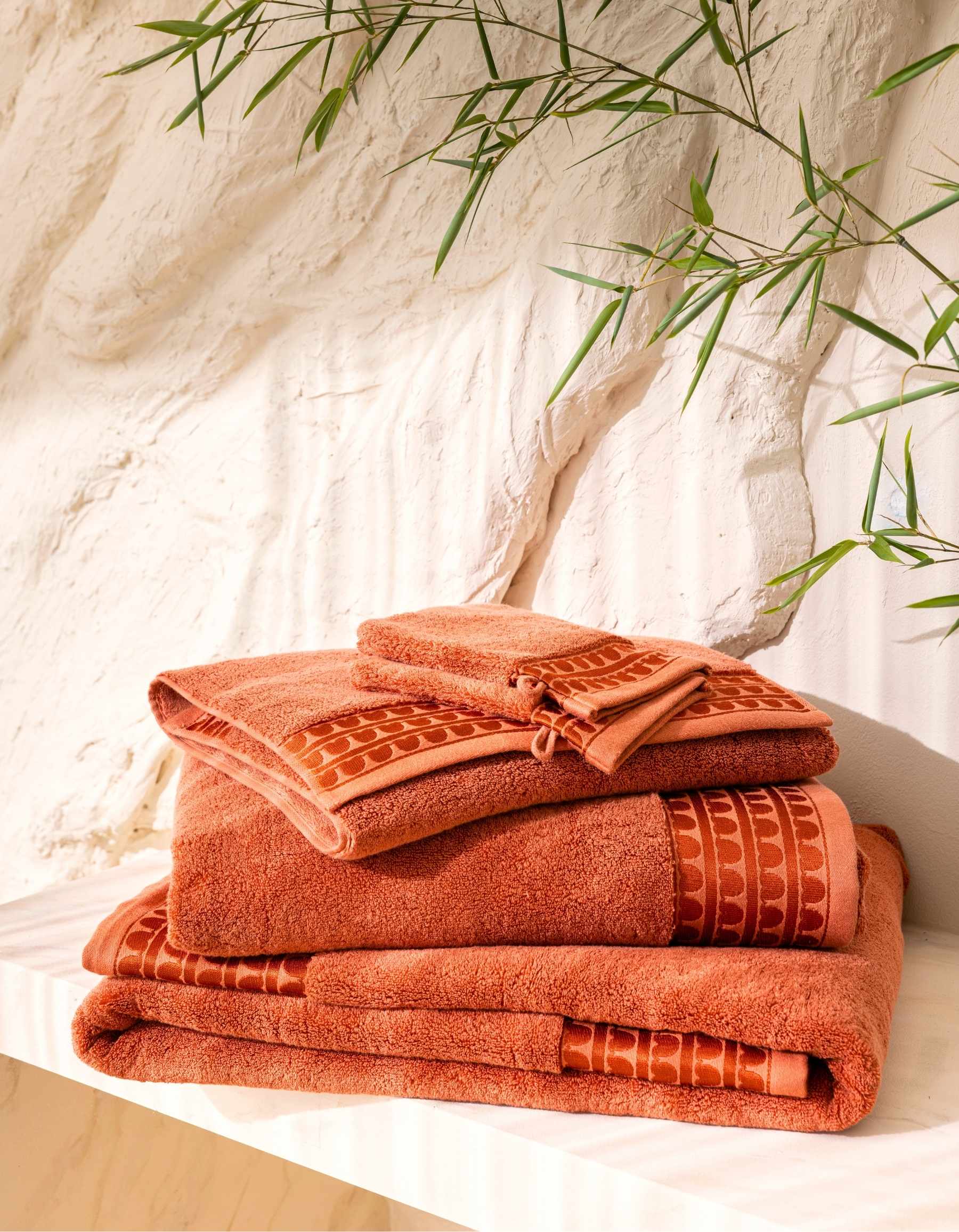 THE SIGNATURE BATH TOWEL | TERRACOTTA