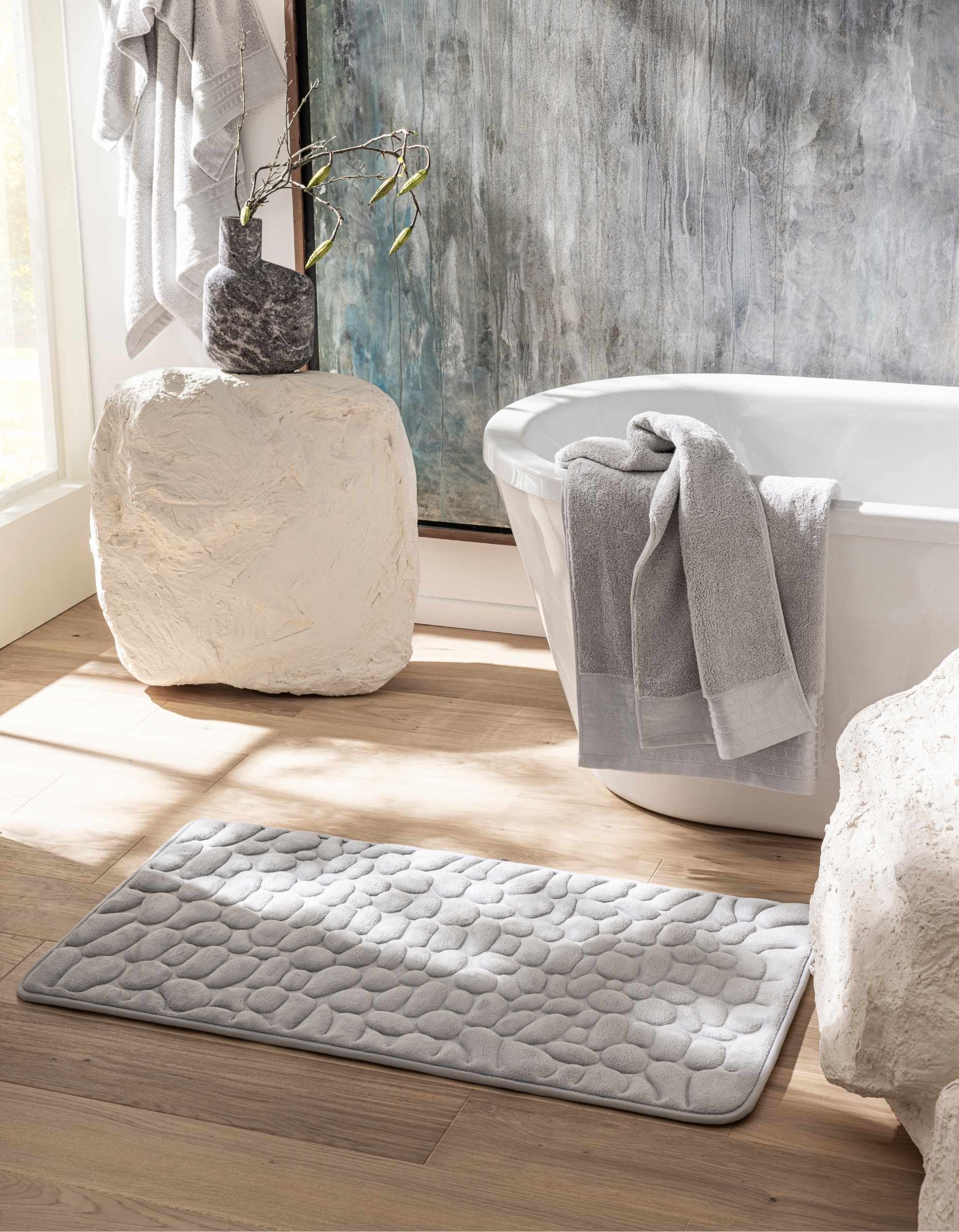 THE GALET BATH MAT | LIGHT GRAY