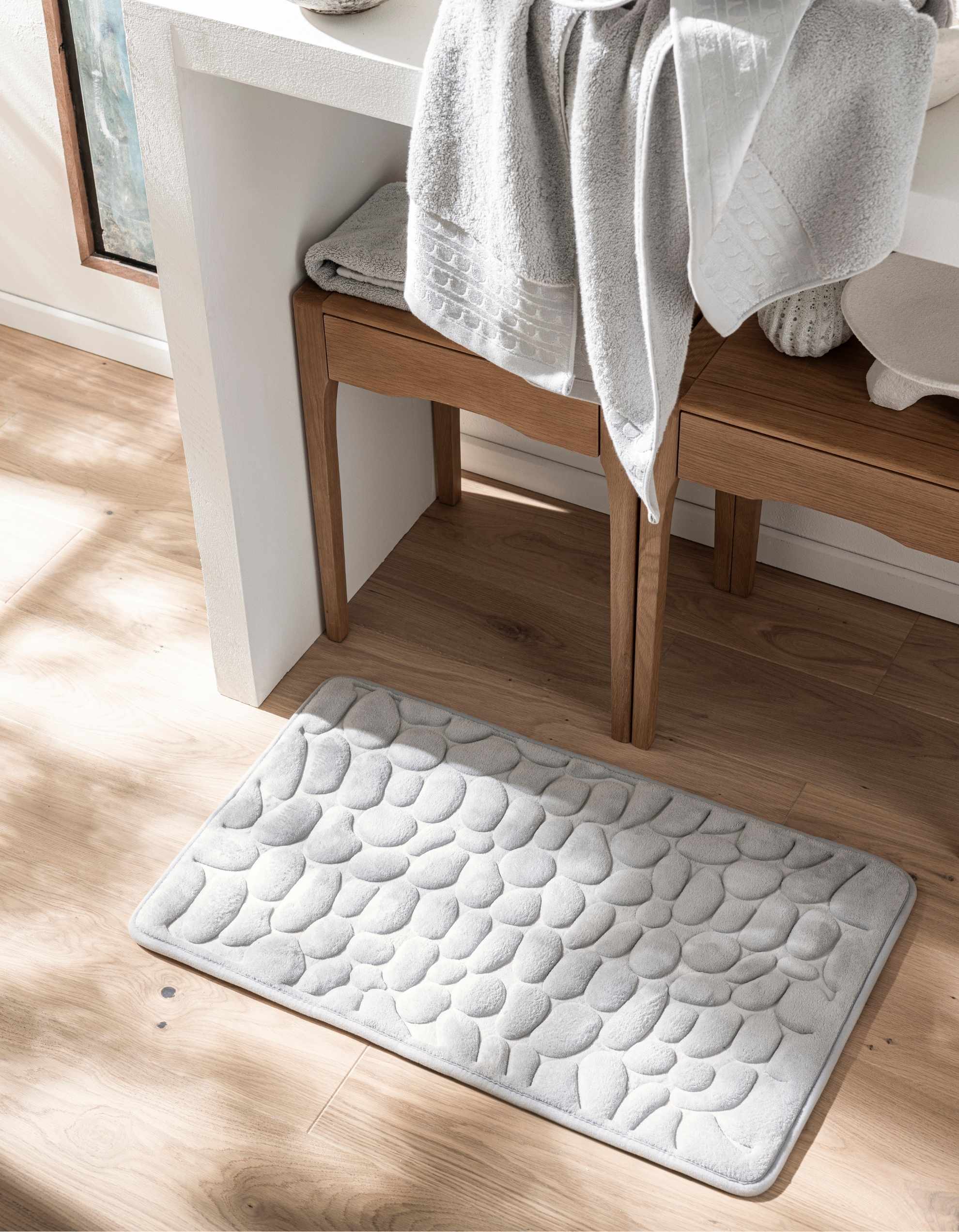 THE GALET BATH MAT | LIGHT GRAY