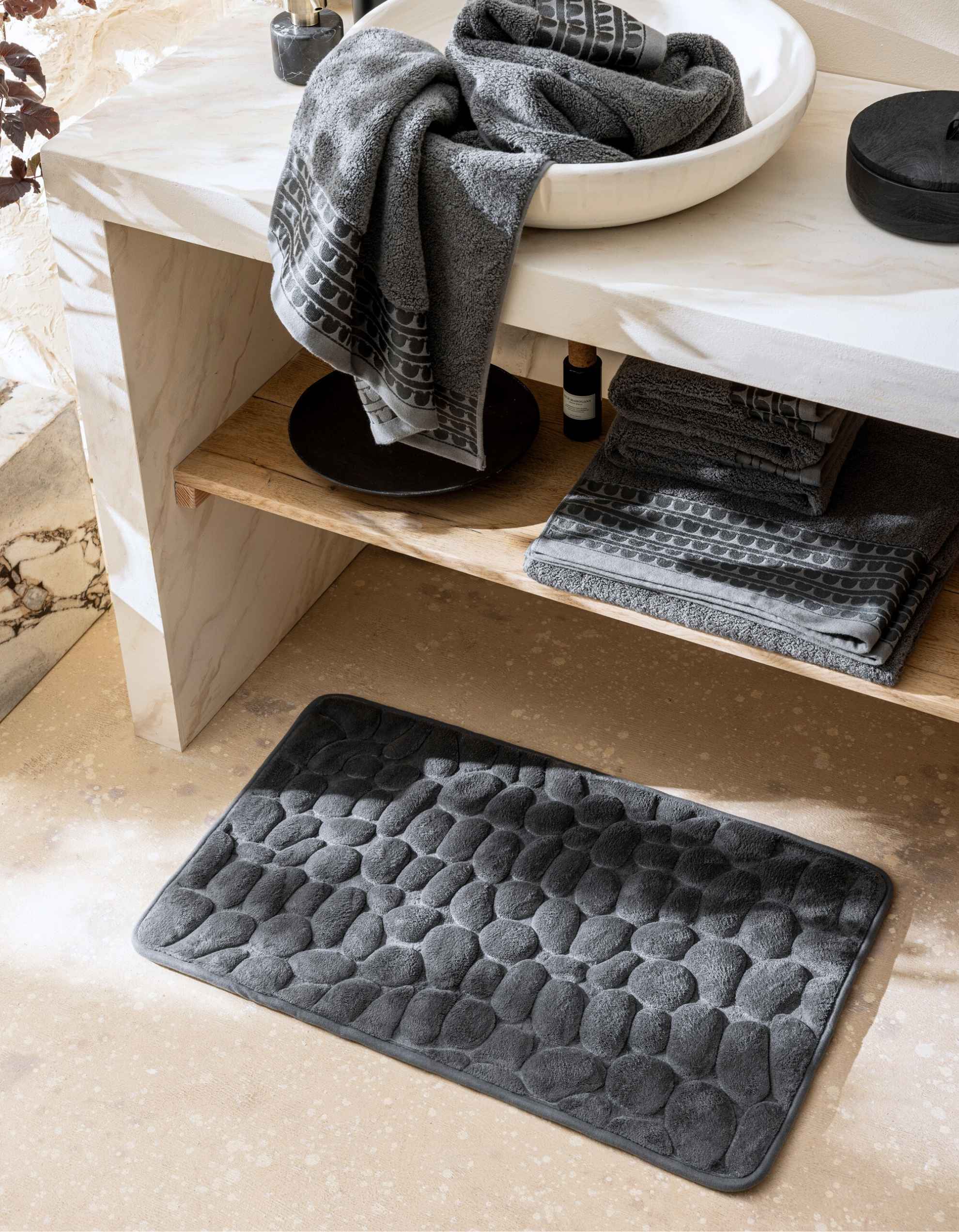 THE GALET BATH MAT | DARK GRAY