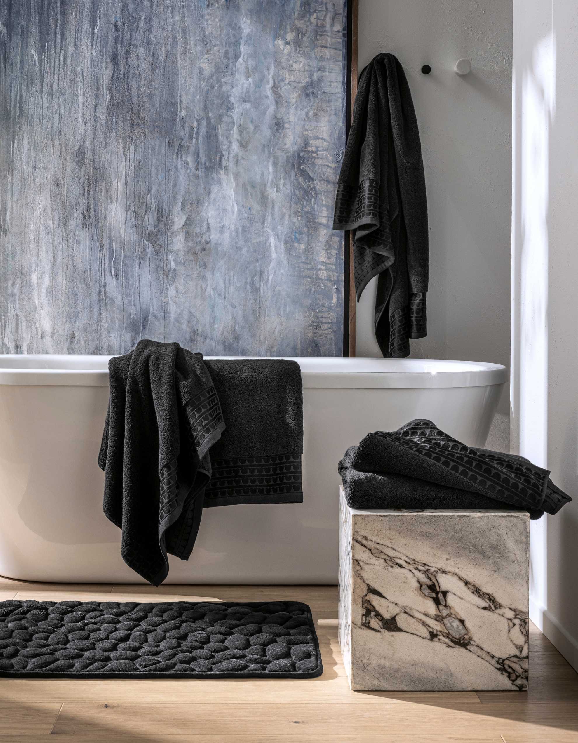 THE GALET BATH MAT | INK BLACK